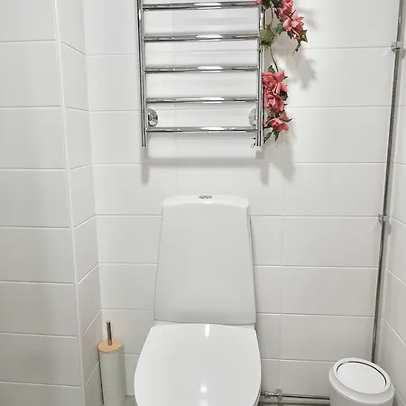 Relax By The Sea 4 Min To Free Parking Apartment *