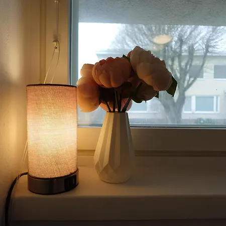 Relax By The Sea 4 Min To Free Parking 아파트 *