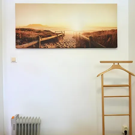 Apartment Relax By The Sea 4 Min To Free Parking *