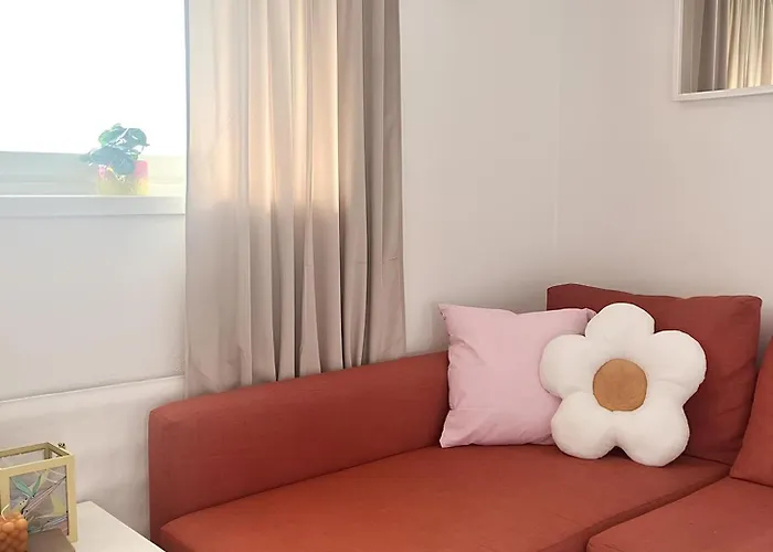 Guestfirst- Relax By The Sea 4 Min To Free Parking ヘルシンキ