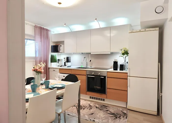 Guestfirst- Relax By The Sea 4 Min To Free Parking アパート