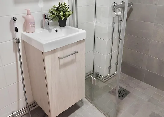 Guestfirst- Relax By The Sea 4 Min To Free Parking *