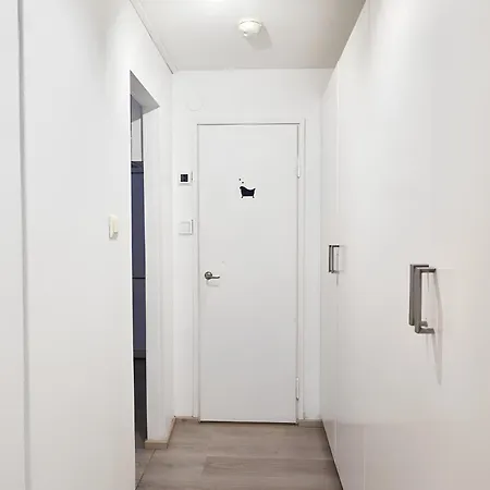 Relax By The Sea 4 Min To Free Parking Apartament